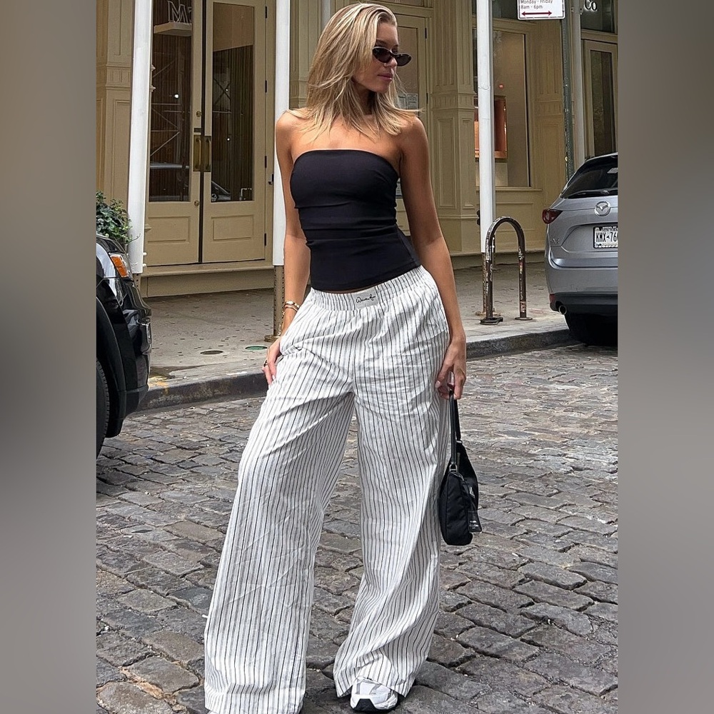 White Fox Boutique Walking Out Striped Pants White Size Small - Picture 3 of 11
